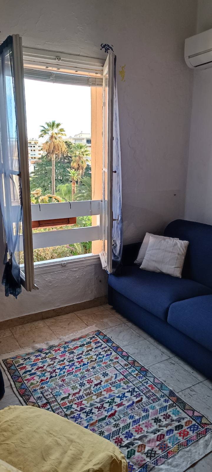 ** One bedroom CANNES
