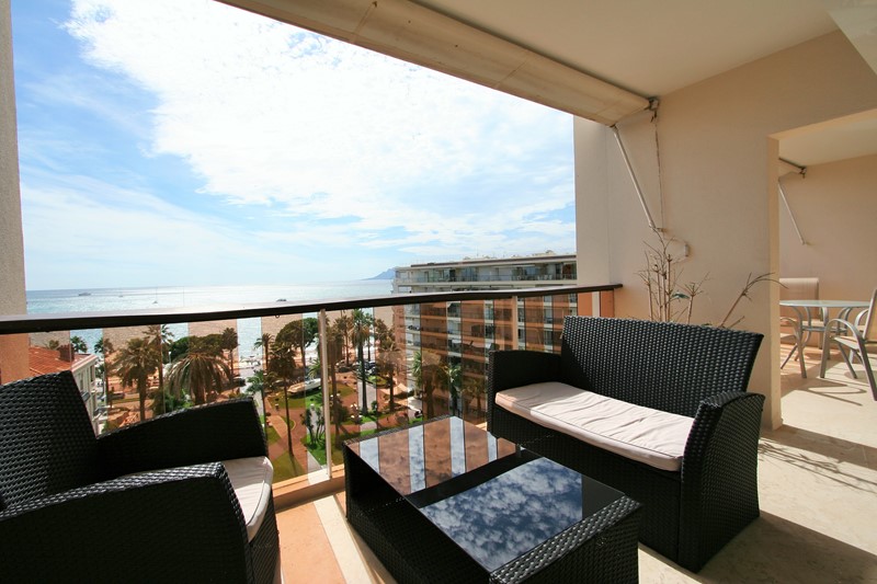 Ibis Two bedroom CANNES